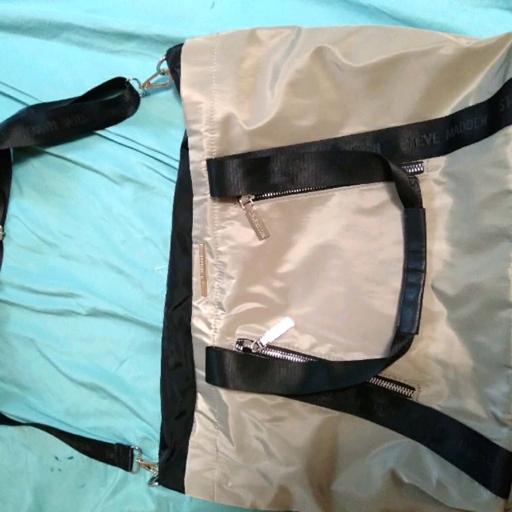 Steve Madden duffle bag